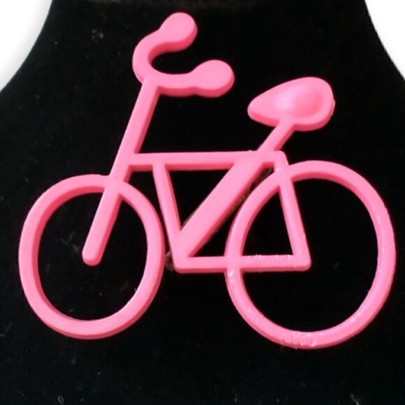 Vtg Bicycle Bike Brooch Pin Plastic Hot Pink Whimsical 70s 80s Open Work Quirky. - Picture 11 of 15